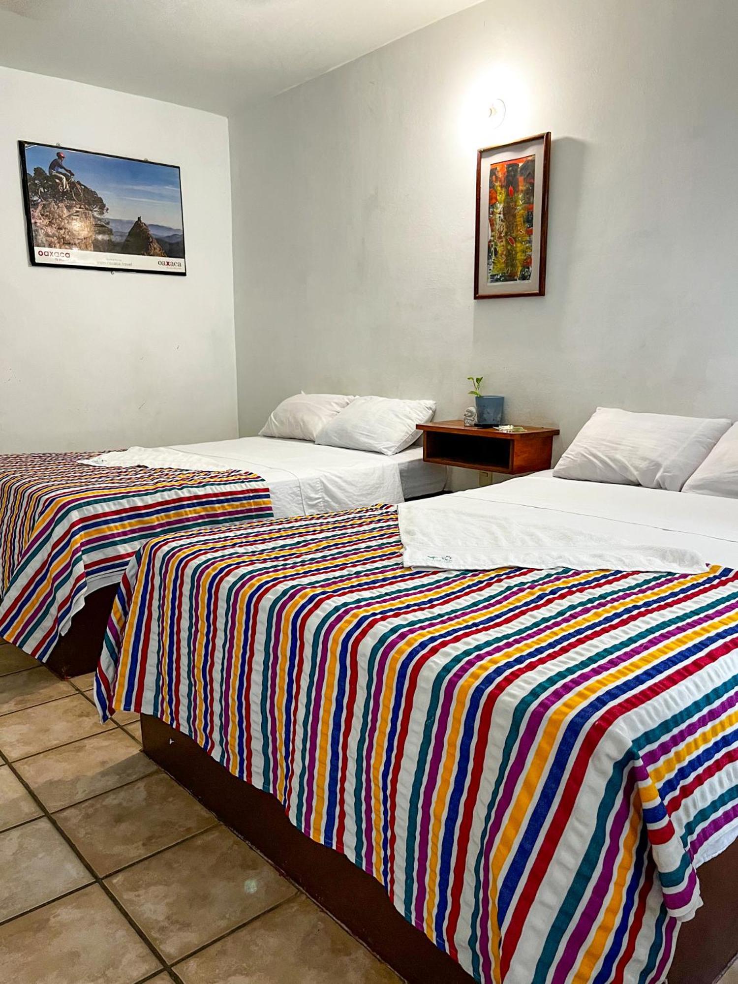 Hotel Om Downtown Santa Cruz Huatulco Kültér fotó